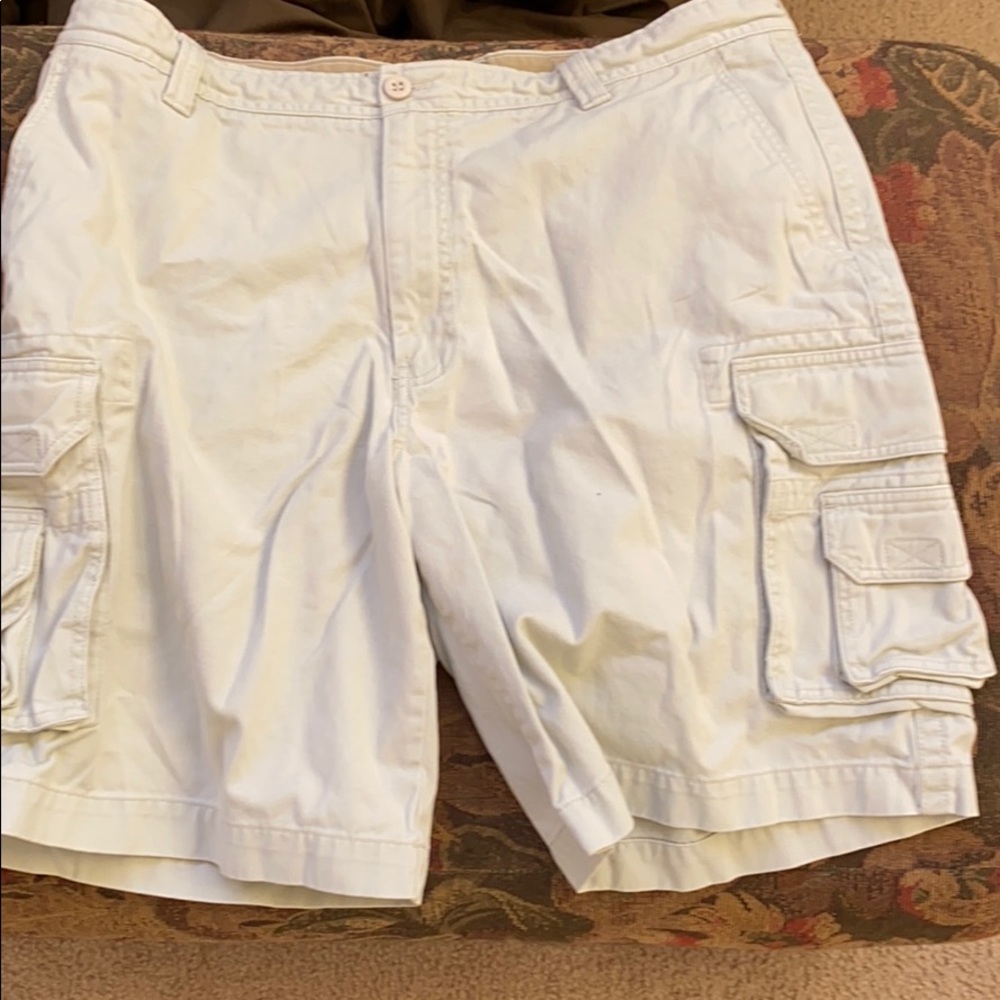 IZOD Men’s Cargo Shorts